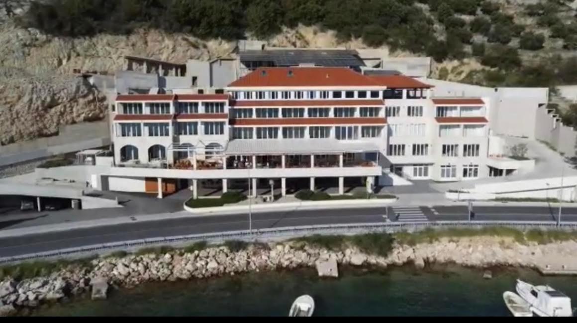 Seaside Apartment M Zaton 3 -Seaview And Parking Bagian luar foto